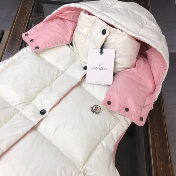 Moncler White and Pink Color-Blocked Hooded Down Vest, Warm and Cozy, Size 0. - Picture 2 of 6